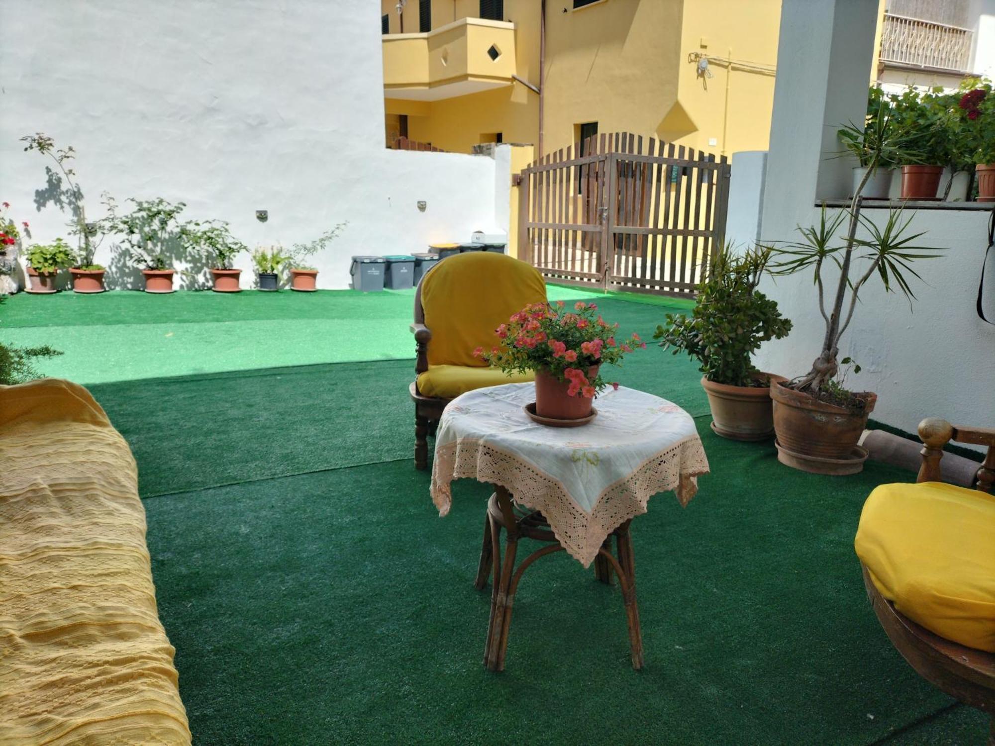 The Square Apartment Orosei Exterior photo